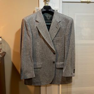 Men’s Towncraft brand wool/lamb mix black and white sport coat size 44 Short